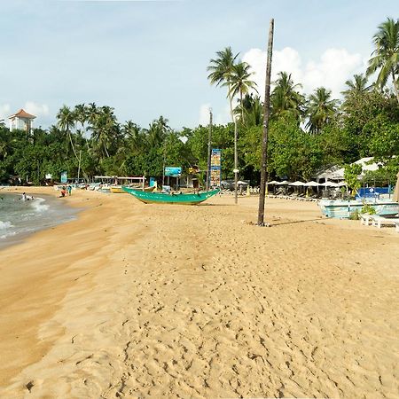 Hotel Dhammika Unawatuna Esterno foto