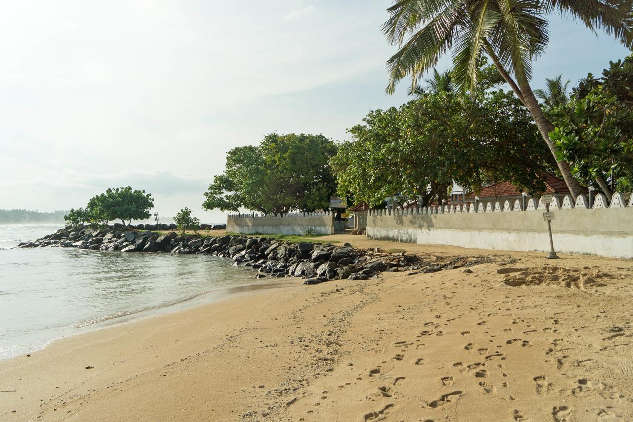 Hotel Dhammika Unawatuna Esterno foto